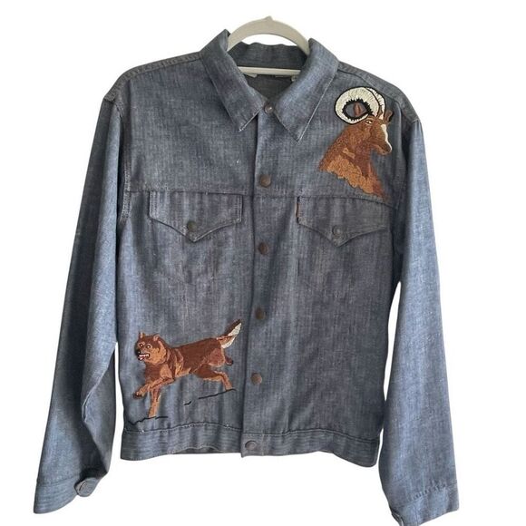 Vtg Levi Strauss Embroidered Snap Front Jacket Women’s Sz Medium Wolf Ram Crane - Picture 1 of 7